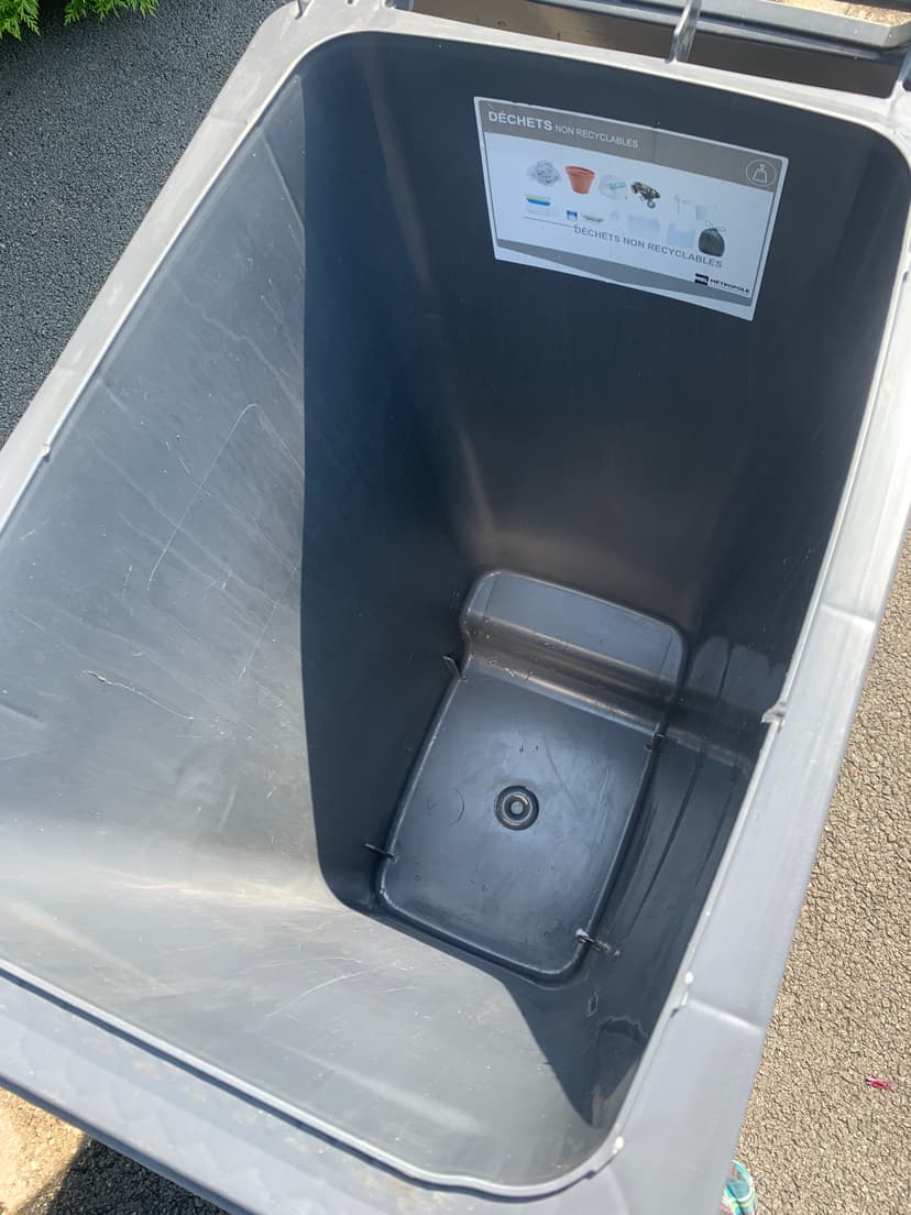 Après - Bac emballages recyclables